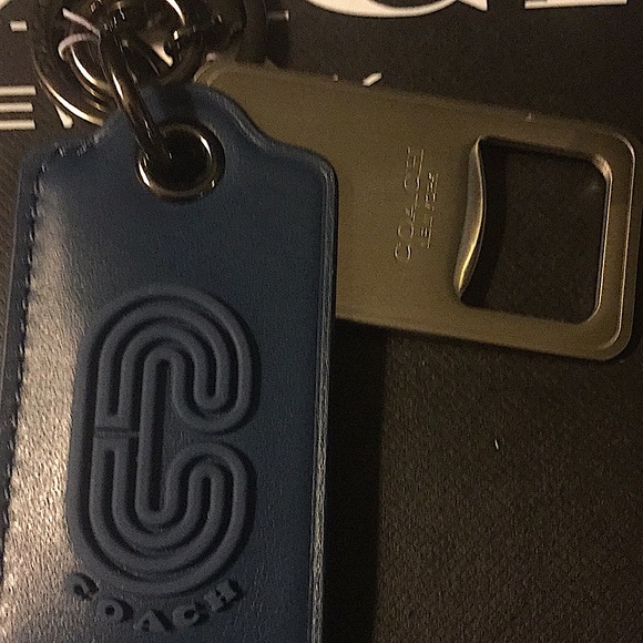 (UNISEX) COACH BOTTLE OPENER KEY FOB / KEYCHAIN - Picture 5 of 11